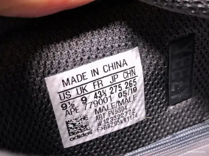 700 FV5304 Boost Adidas Black Utility Yeezy 0504